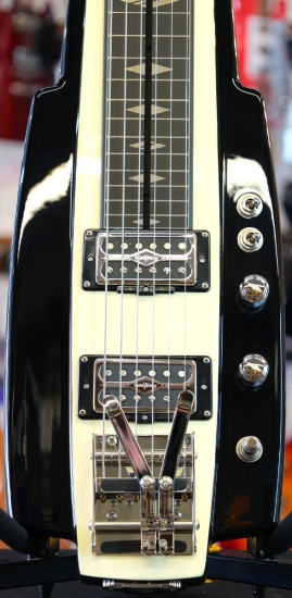 Duesenberg Fairytale Lapsteel Split/King, Black and Ivory