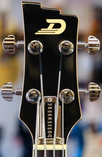 Duesenberg Starplayer Bass, Black