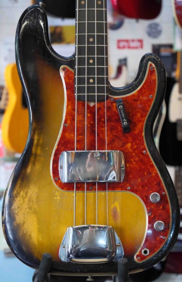 Fender 1963 Precision Bass, Sunburst (Pre-Owned)