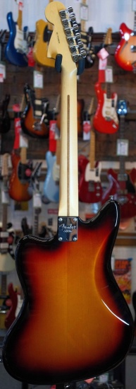 Fender 2016 American Professional Jaguar, Rosewood Fingerboard, 3-Color Sunburst (Pre-Owned)