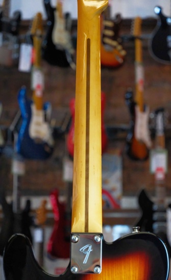 Fender 2023 Vintera II '60s Telecaster Thinline, Maple Fingerboard, 3-Color Sunburst (Pre-Owned)