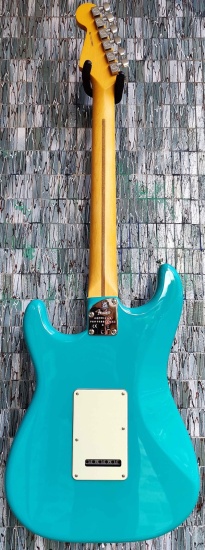 Fender American Professional II Stratocaster, Maple Fingerboard, Miami Blue