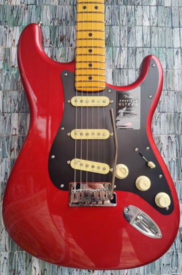 Fender American Ultra II Stratocaster, Maple Fingerboard, Sinister Red