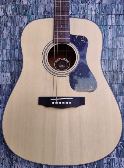 Guild Westerly Collection 300 Series D-340 Dreadnought Acoustic, Natural Spruce