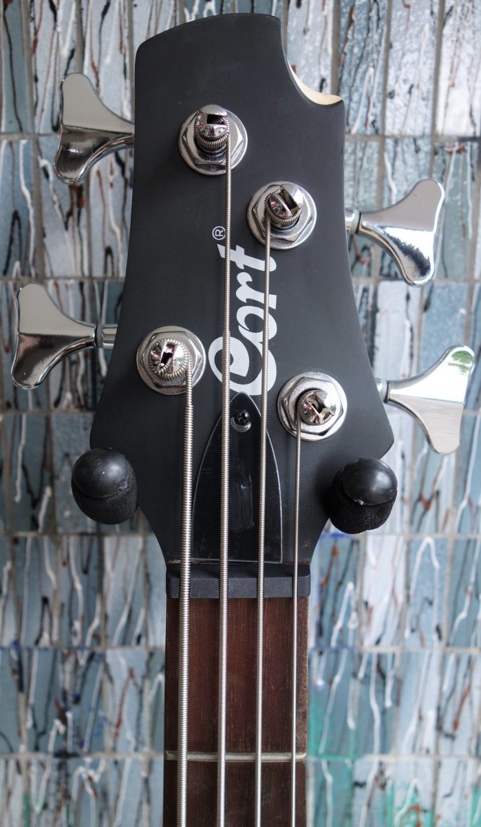 Cort Action Plus Bass, Black - jimmyegypt.co.uk