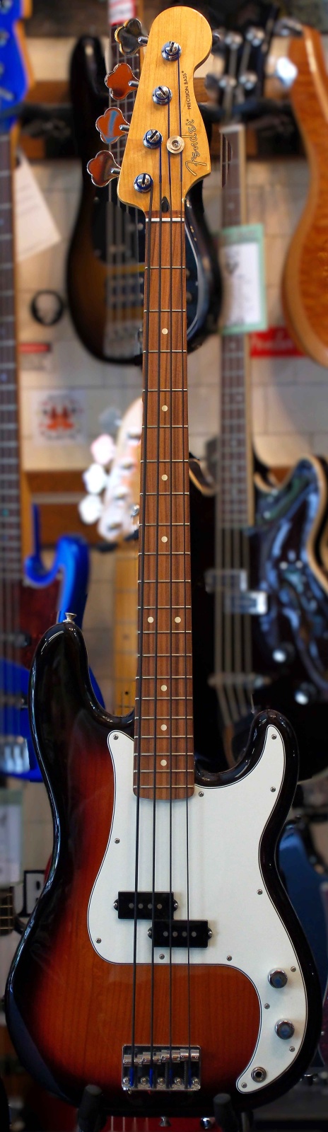 Fender 2020 Player Precision Bass, Pau Ferro Fingerboard, 3-Color Sunburst (Pre-Owned)