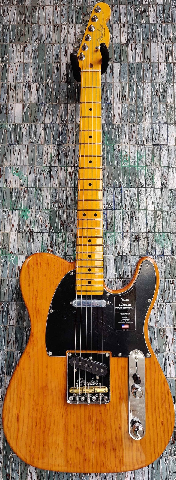 Fender American Professional II Telecaster, Maple Fingerboard, Roasted Pine