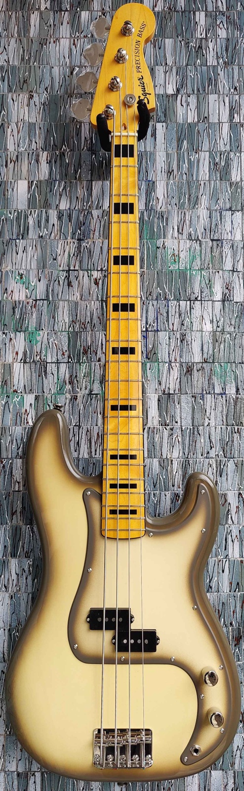 Squier Limited Edition Classic Vibe '70s Precision Bass, Maple Fingerboard, Antigua