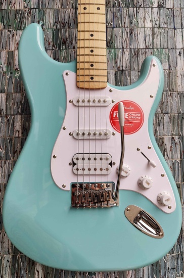 Squier FSR Sonic Stratocaster HSS, Maple Fingerboard, White Pickguard, Tropical Turquoise